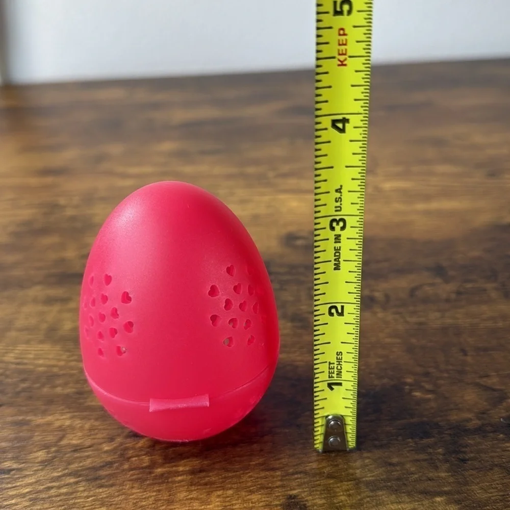 Red Egg-Shaped Makeup Sponge Container